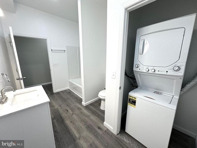 801 W BROAD ST, Bethlehem, PA 18018