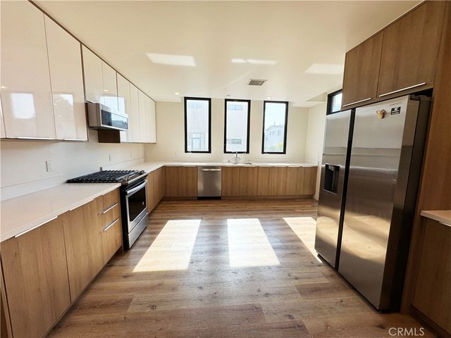 501 N Santa Anita D, Arcadia, CA 91006