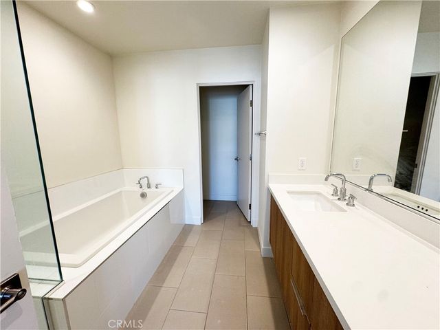 501 N Santa Anita D, Arcadia, CA 91006
