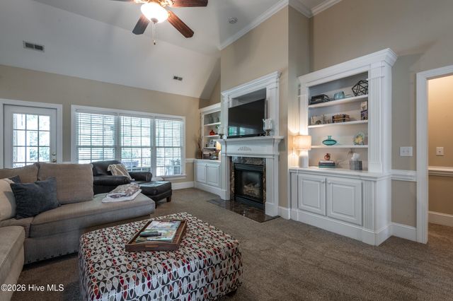 1116 Oak Hill Drive, Greenville, NC 27858