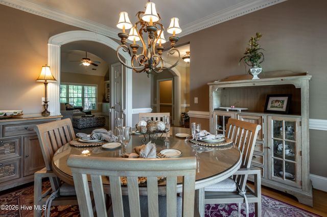 1116 Oak Hill Drive, Greenville, NC 27858