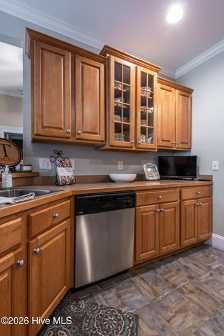 1116 Oak Hill Drive, Greenville, NC 27858