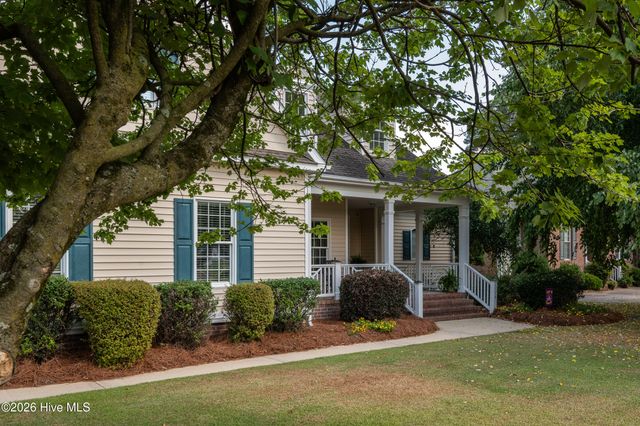 1116 Oak Hill Drive, Greenville, NC 27858