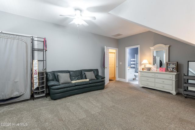 1116 Oak Hill Drive, Greenville, NC 27858