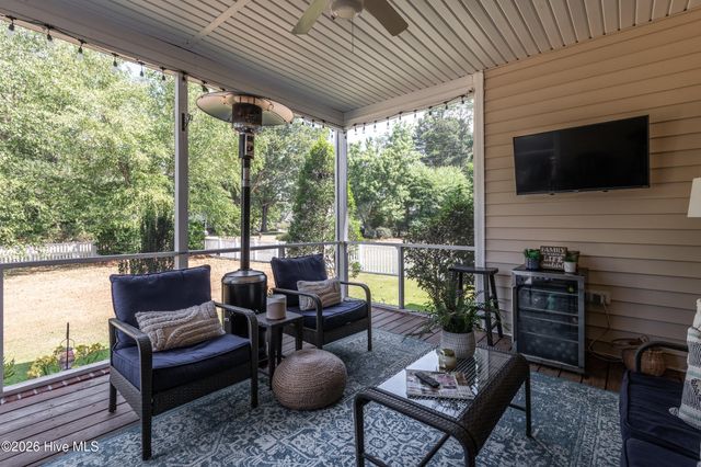 1116 Oak Hill Drive, Greenville, NC 27858