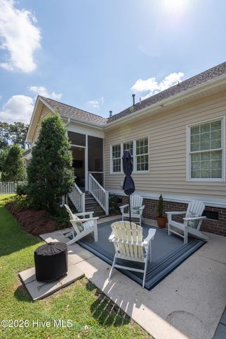 1116 Oak Hill Drive, Greenville, NC 27858
