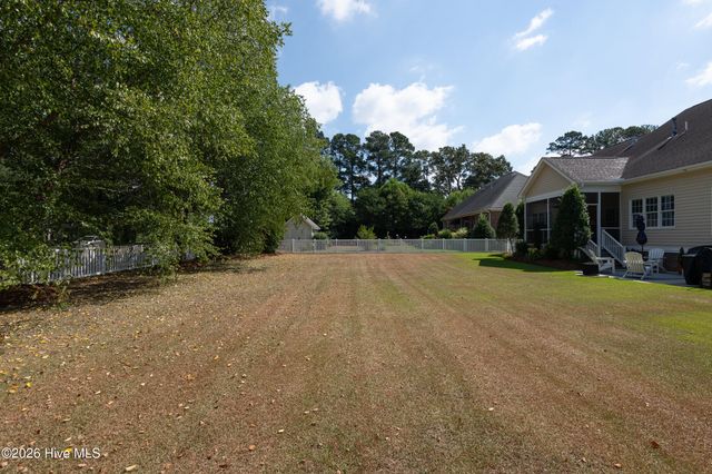 1116 Oak Hill Drive, Greenville, NC 27858