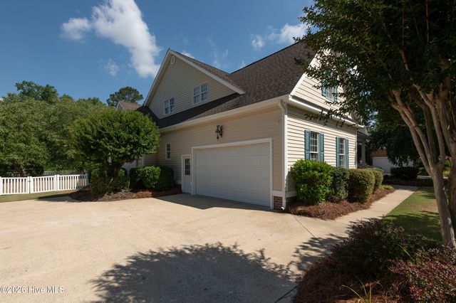 1116 Oak Hill Drive, Greenville, NC 27858