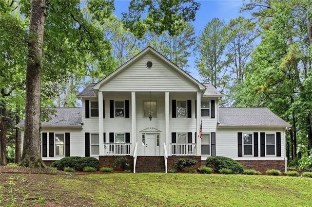 2198 Walker Drive, Lawrenceville, GA 30043
