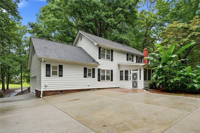 2198 Walker Drive, Lawrenceville, GA 30043