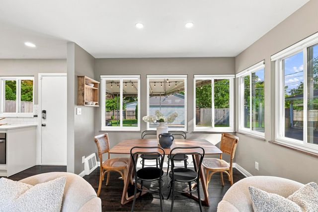 1950 Langham Road, Upper Arlington, OH 43221