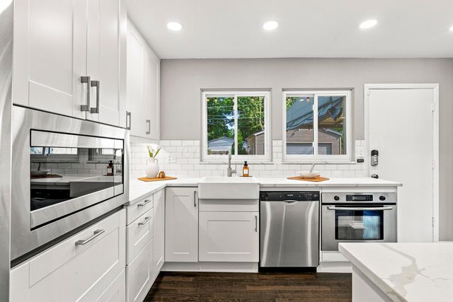 1950 Langham Road, Upper Arlington, OH 43221