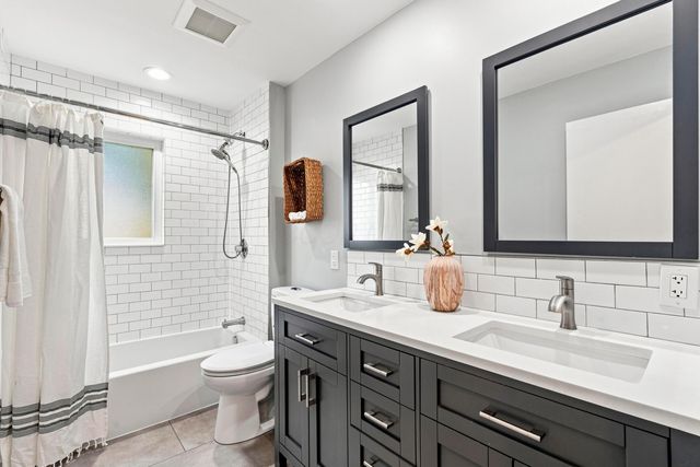 1950 Langham Road, Upper Arlington, OH 43221