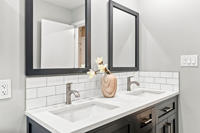 1950 Langham Road, Upper Arlington, OH 43221