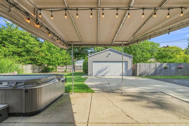 1950 Langham Road, Upper Arlington, OH 43221