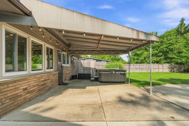 1950 Langham Road, Upper Arlington, OH 43221