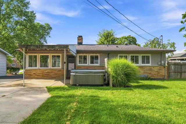 1950 Langham Road, Upper Arlington, OH 43221
