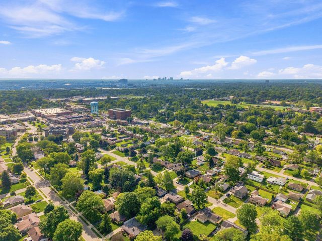 1950 Langham Road, Upper Arlington, OH 43221
