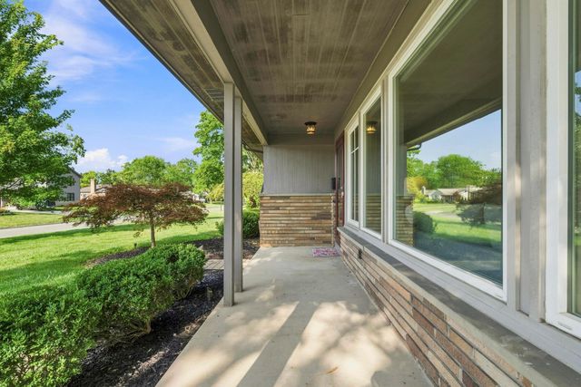 1950 Langham Road, Upper Arlington, OH 43221