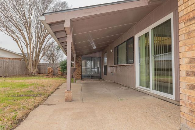 5629 Usher Street, The Colony, TX 75056