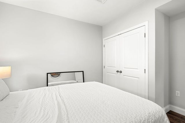 109 Thomas Burgin Pkwy 2, Quincy, MA 02169