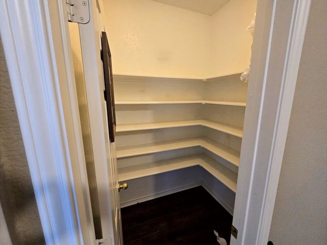 327 Hillglen Drive, Murphy, TX 75094