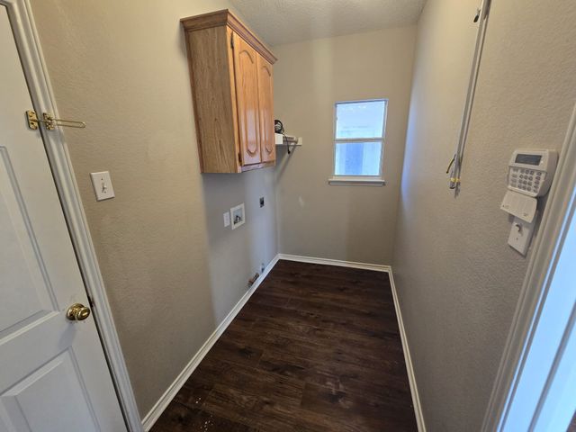 327 Hillglen Drive, Murphy, TX 75094