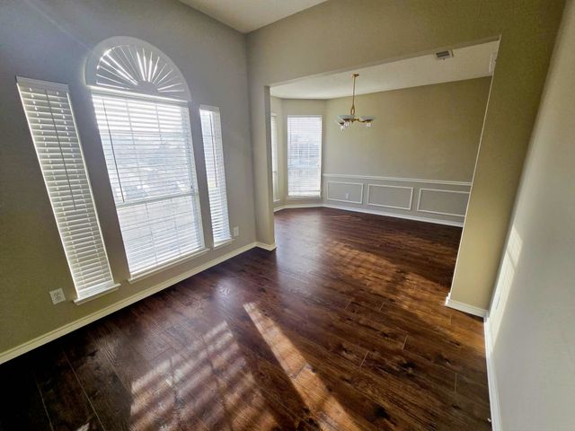 327 Hillglen Drive, Murphy, TX 75094