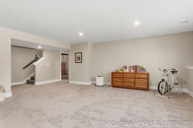 14193 Phoenix Place, Holland, MI 49424