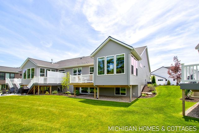 14193 Phoenix Place, Holland, MI 49424