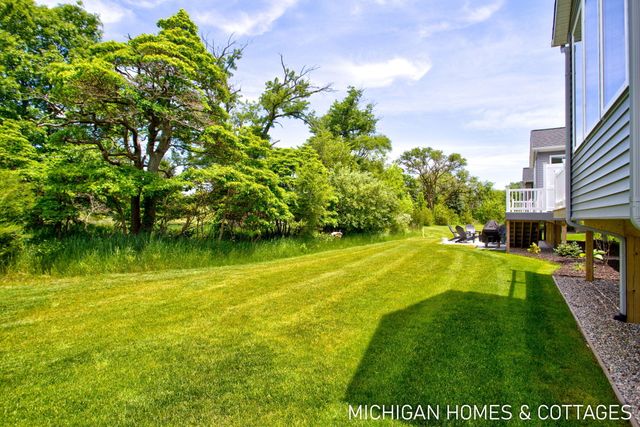 14193 Phoenix Place, Holland, MI 49424