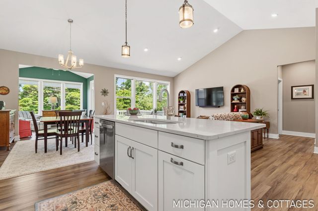 14193 Phoenix Place, Holland, MI 49424