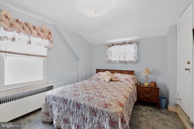 1424 BURMONT RD, Havertown, PA 19083