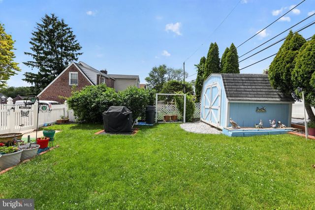 1424 BURMONT RD, Havertown, PA 19083