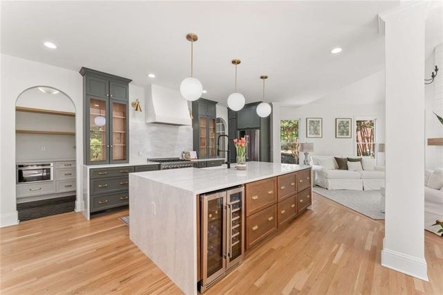 1156 Winborn Trail, Kennesaw, GA 30152