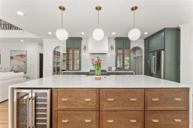 1156 Winborn Trail, Kennesaw, GA 30152
