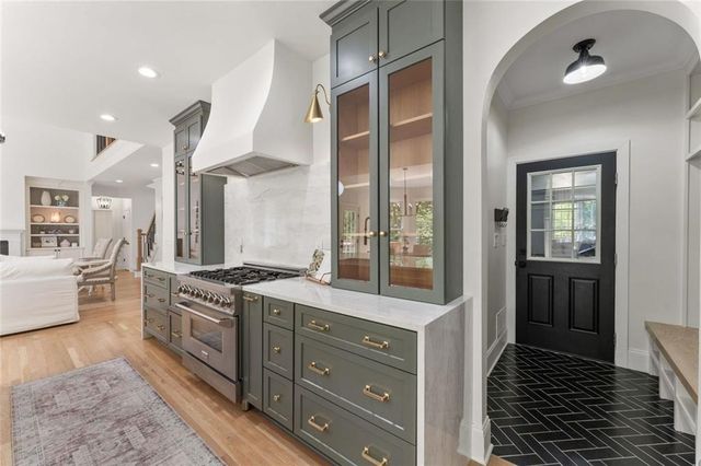 1156 Winborn Trail, Kennesaw, GA 30152