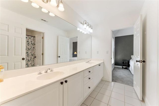 1156 Winborn Trail, Kennesaw, GA 30152