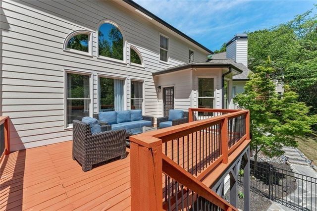 1156 Winborn Trail, Kennesaw, GA 30152