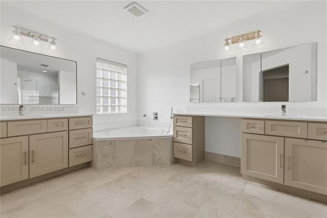 1419 Crossbill Ct 1419, Weston, FL 33327