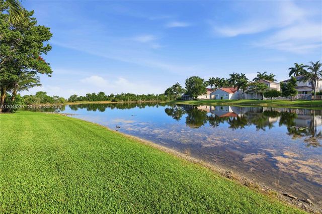1419 Crossbill Ct 1419, Weston, FL 33327