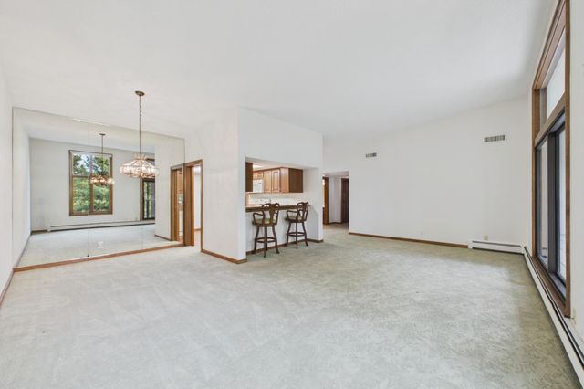 5501 Dewey Hill Road 322, Edina, MN 55439