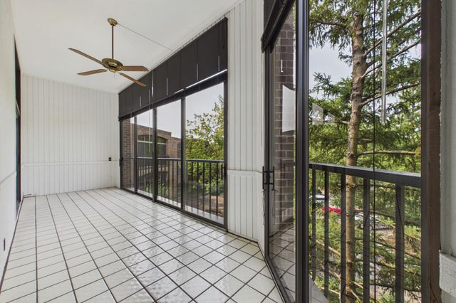 5501 Dewey Hill Road 322, Edina, MN 55439
