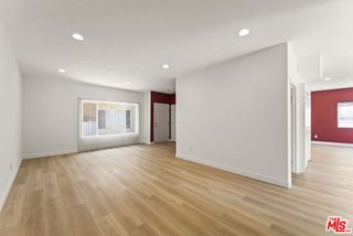 12375 Osborne Place 13, Pacoima (los Angeles), CA 91331