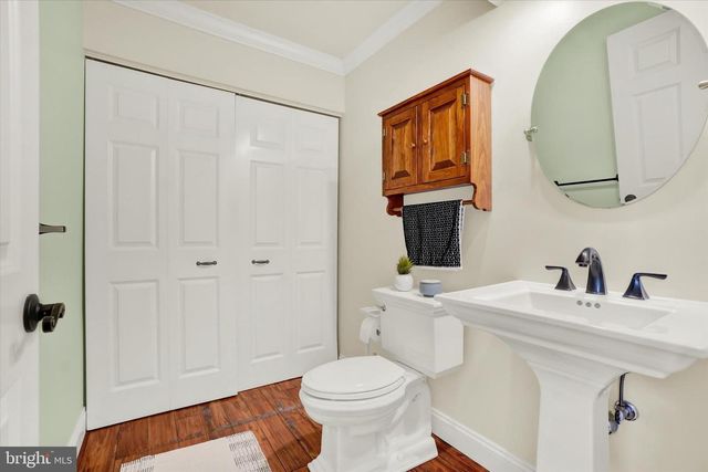 2859 WOODMONT DR, York, PA 17404