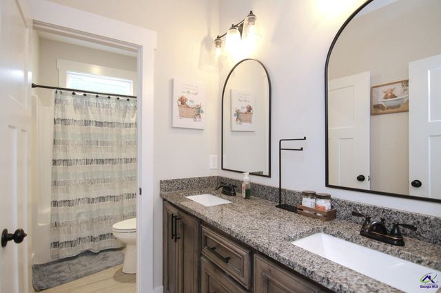 101 Lighterknot Trail, Perry, GA 31069