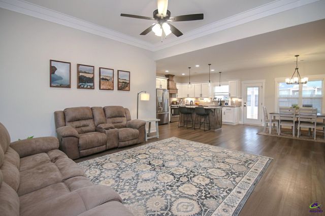 101 Lighterknot Trail, Perry, GA 31069