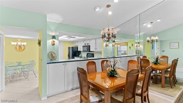 660 Kings WAY, Naples, FL 34104