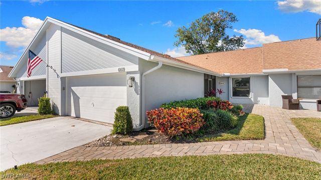 660 Kings WAY, Naples, FL 34104