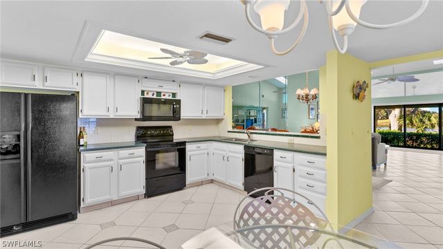 660 Kings WAY, Naples, FL 34104